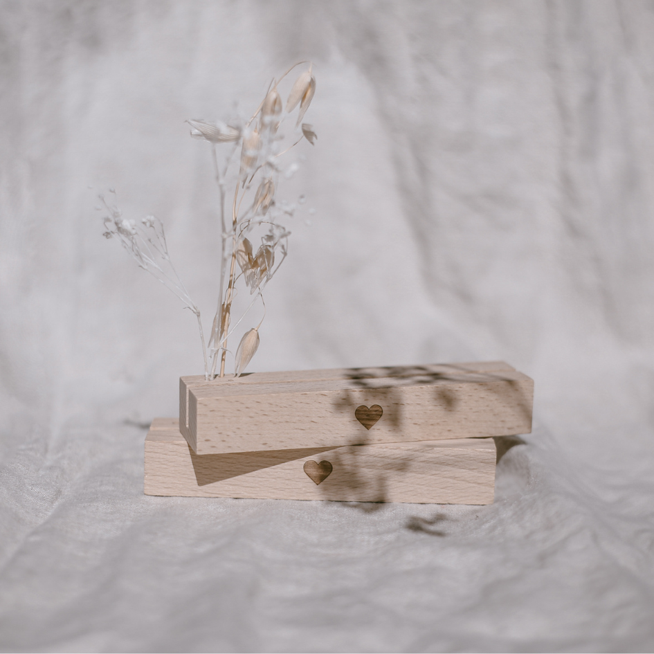 Karten- & Blumenhalter • Herz