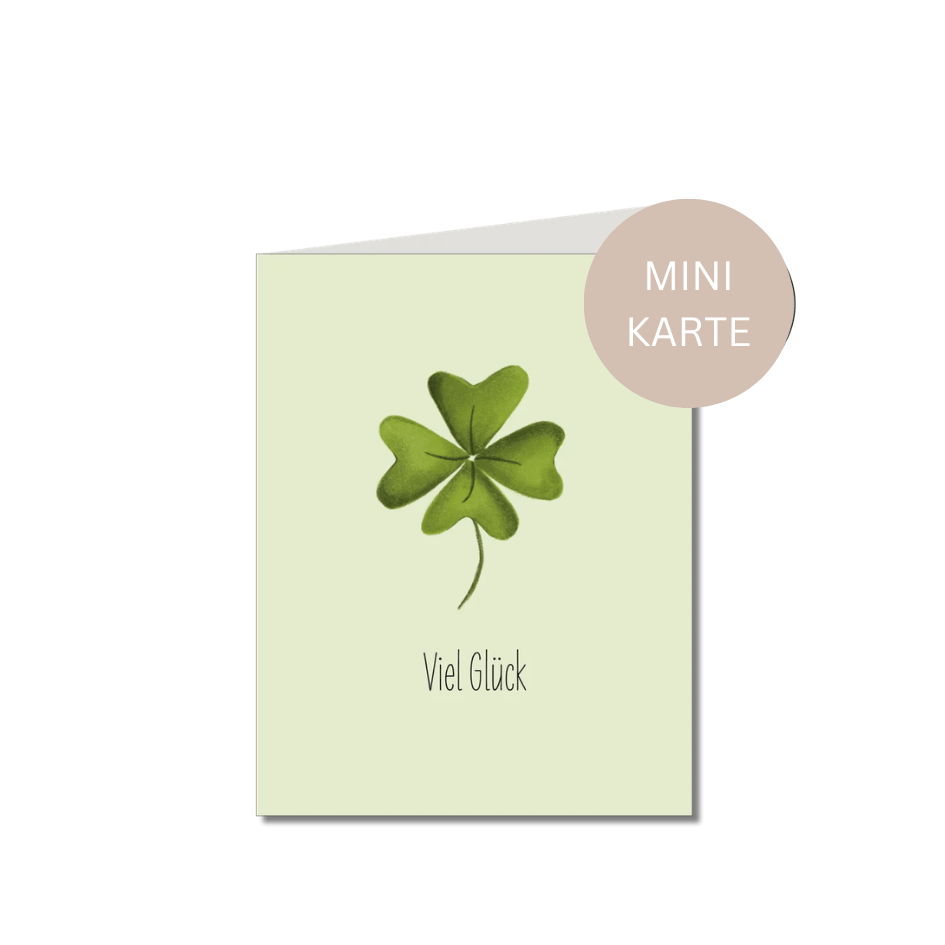 Mini Klappkarte „Viel Glück“ von Keitcards mit grünem vierblättrigem Kleeblatt und Naturpapier-Umschlag.