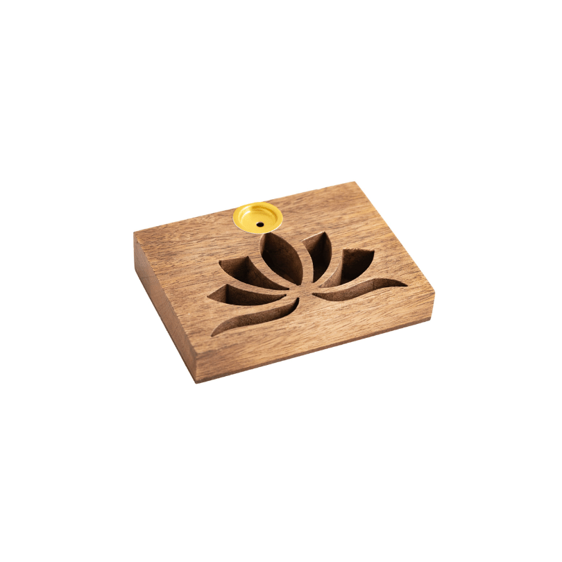 Backflow-Räucherkegelhalter aus Mangoholz mit ausgeschnittener Lotusblüte und Öffnung für Rückflusskegel, ca. 10 cm lang.