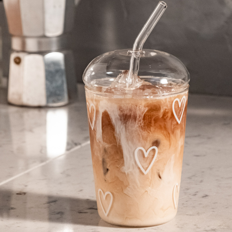 Trinkglas - Herzen weiß