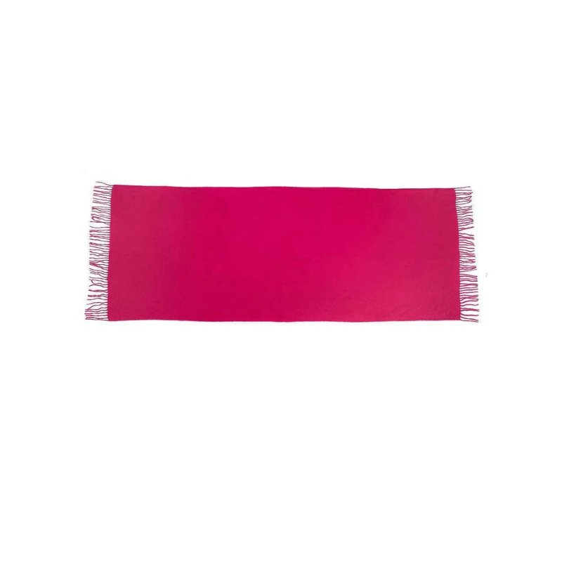 Einfarbiger pinker Damen Schal aus 100 Prozent Viskose mit langen Fransen, ca. 180 × 70 cm, auch als Stola tragbar.