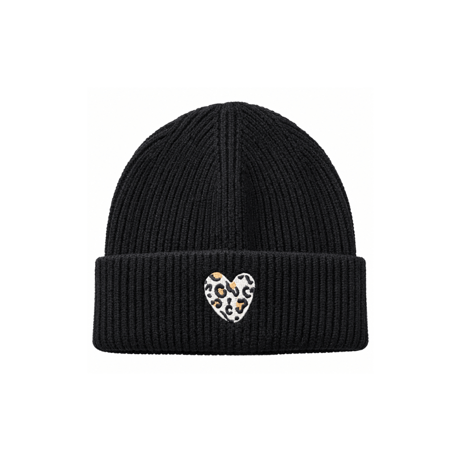 Schwarze Damen Strickmütze mit breitem Umschlag, geripptem Strick und gesticktem Herz im Leo-Look.