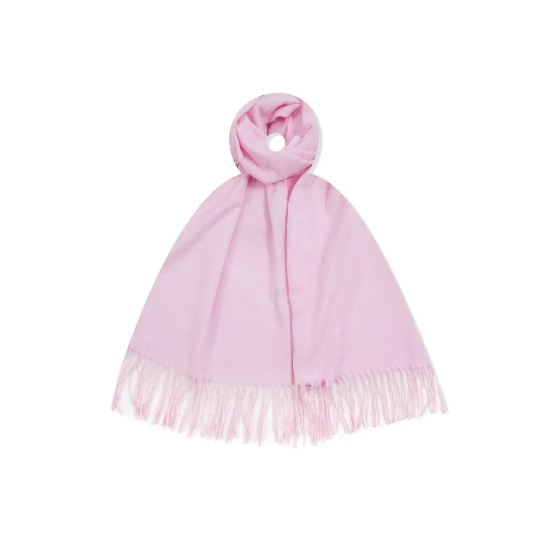 Rosa Damen Schal aus 100 % Viskose mit langen Fransen, weich und großzügig geschnitten, als Schal oder Stola tragbar.