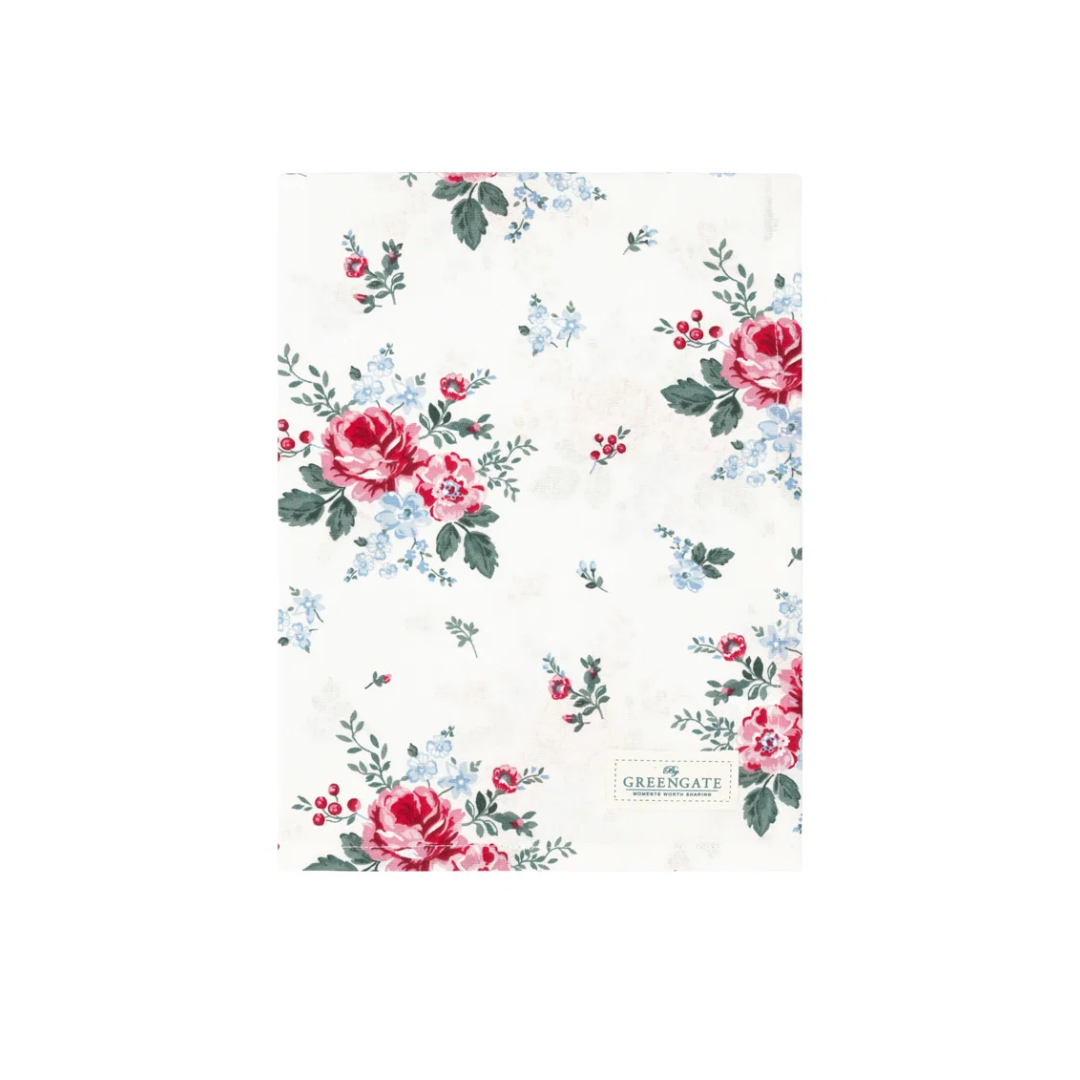 GreenGate Geschirrtuch Erica White aus Baumwolle mit floralem Muster aus roten und rosafarbenen Blüten, hellblauen Blumen und grünen Blättern.