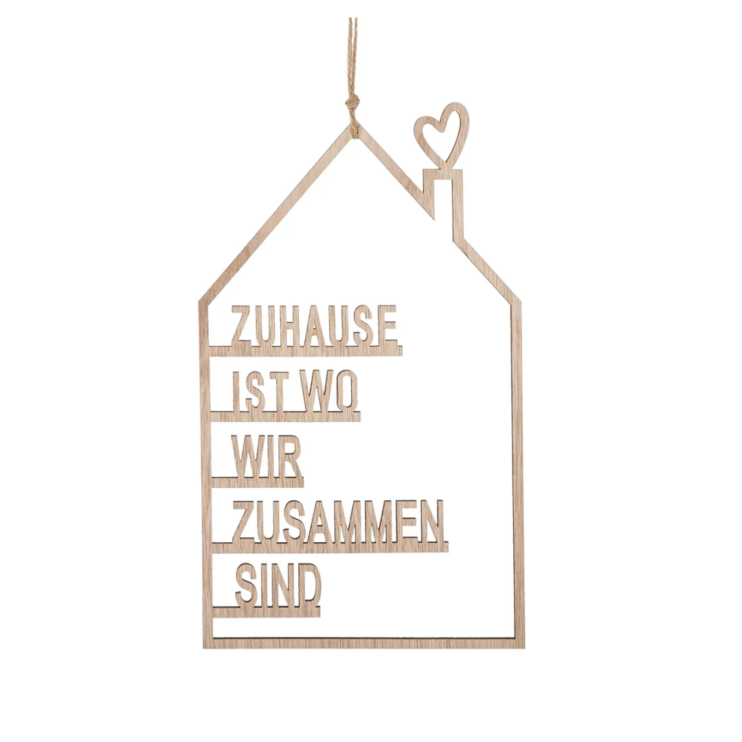 Naturfarbener Holzhaus Hänger mit dem Spruch „Zuhause ist, wo wir zusammen sind“ und Band zum Aufhängen.
