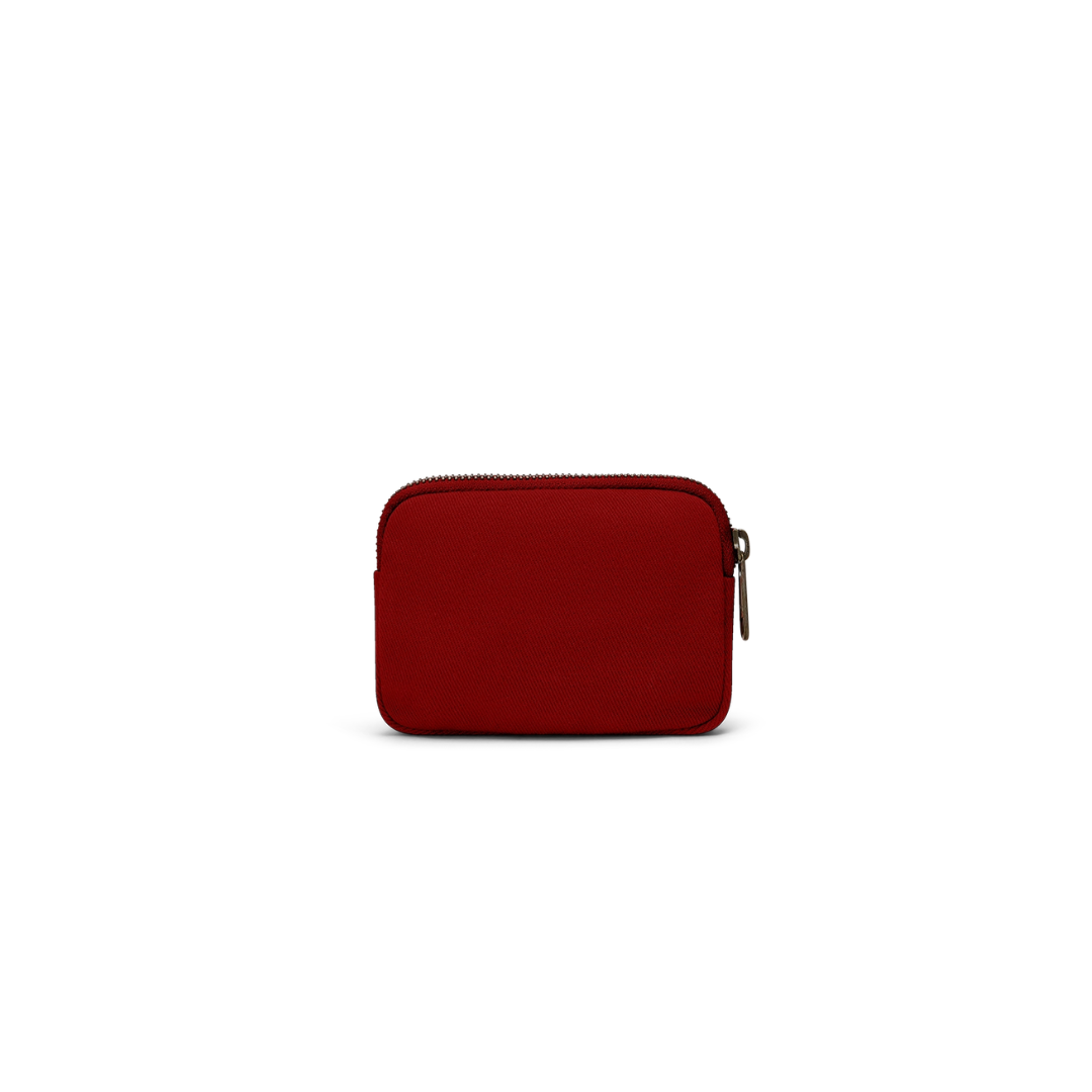 HINDBAG Lili Geldbörse Rückseite in tiefem Bordeauxrot aus dickem Baumwollstoff mit Reißverschluss, ca. 13 x 9 cm.