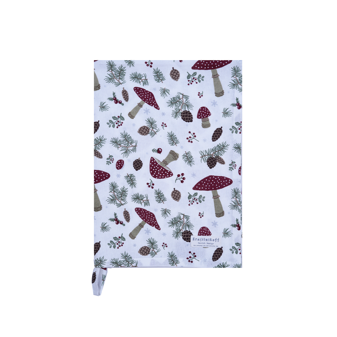 Krasilnikoff Geschirrtuch Spruce and Mushrooms mit roten Pilzen, grünen Tannenzweigen, Zapfen und Beeren auf hellem Grund, ca. 50 x 70 cm.