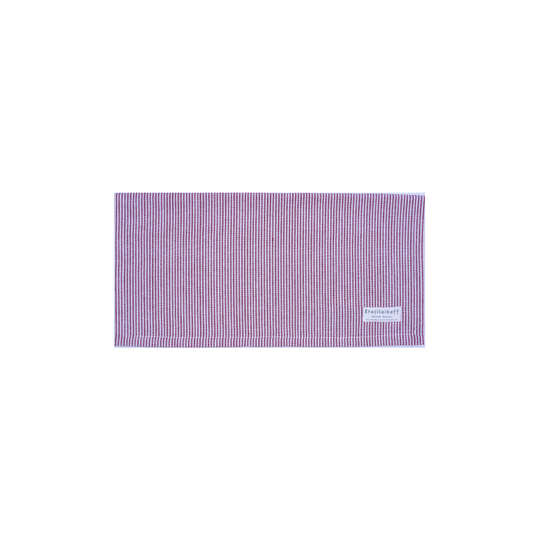 Krasilnikoff Stoffserviette Thin Stripes Red mit feinen rot-weißen Streifen im Format 40 x 40 cm.