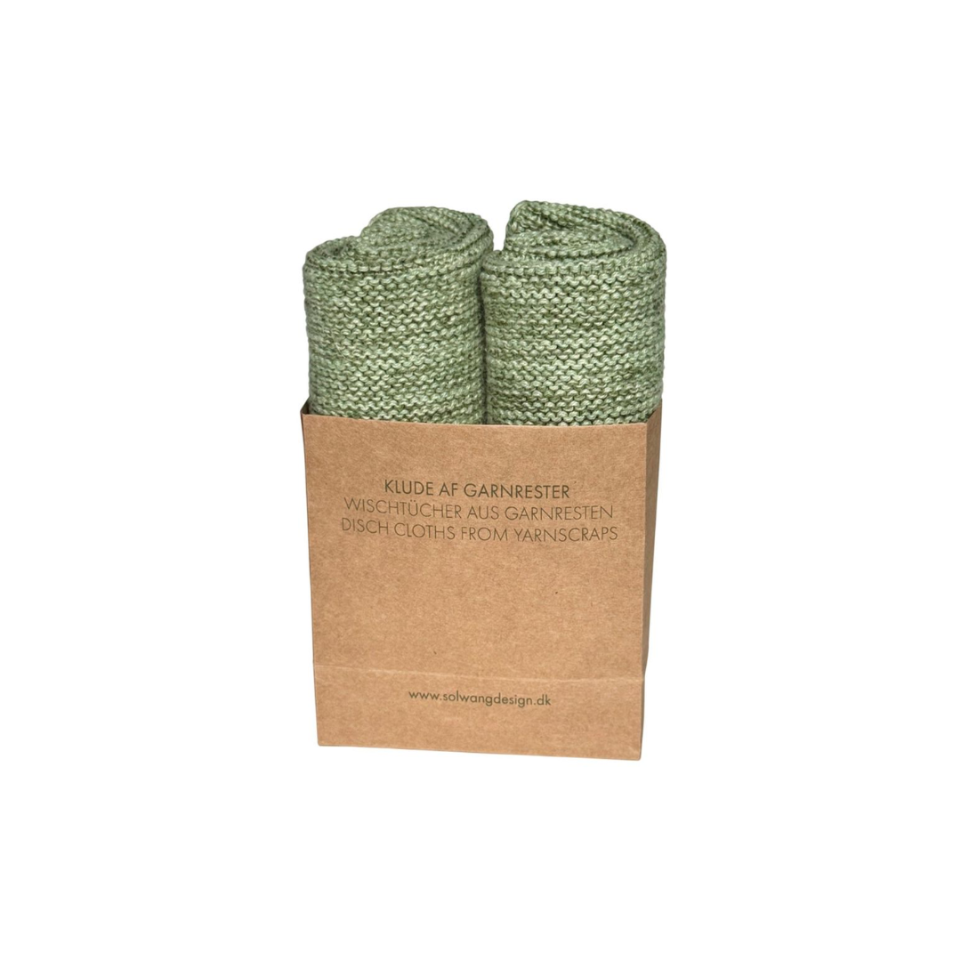 2er-Set gestrickte Solwang Design Wischtücher in meliertem Matcha-Grün aus OEKO-TEX®-zertifizierter Baumwolle, verpackt in Papiertüte.