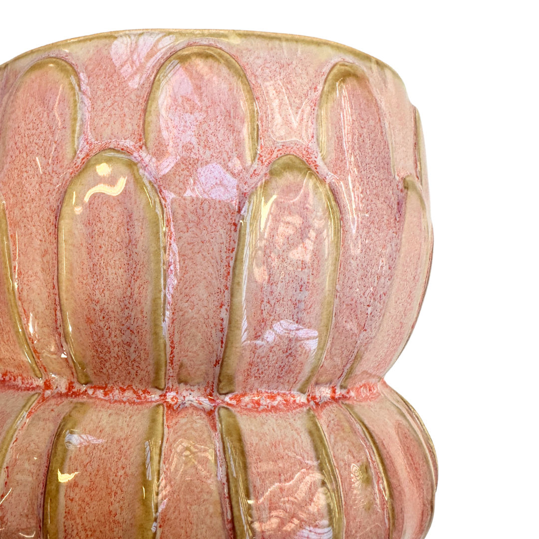 Keramik-Blumentopf in Blütenoptik – rosé