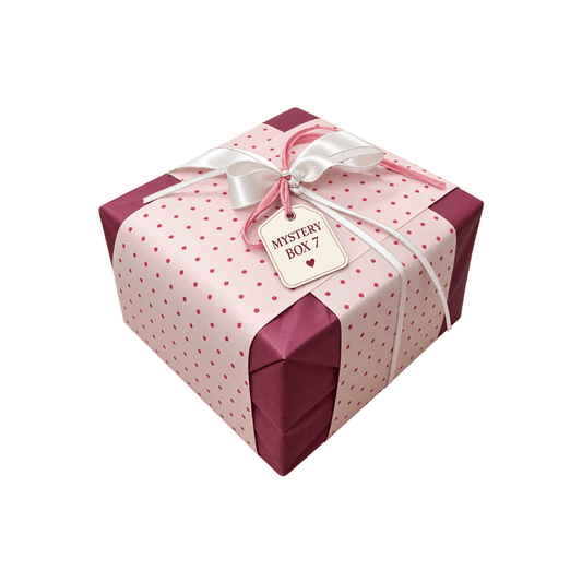 Eulenschnitt Mystery Box Nr. 7 „Für jemanden Besonderes“ mit liebevoll ausgewählten Eulenschnitt Produkten und Geschenkideen für Lieblingsmenschen.